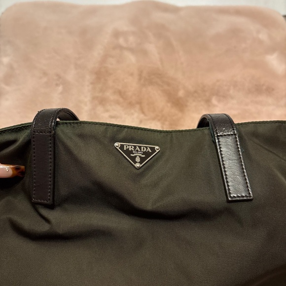 Vintage prada nylon shoulder bag - Picture 10 of 16